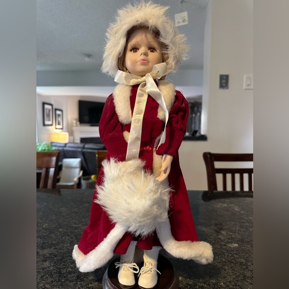 Selection of vintage Porcelain dolls. - Picture 1 of 14